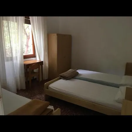 E Pfirsich Camping *