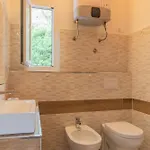 E Pfirsich Campingplatz Borghetto Santo Spirito
