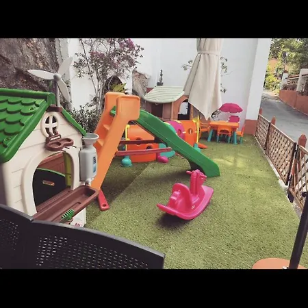 E Pfirsich בורגטו סנטו ספיריטו