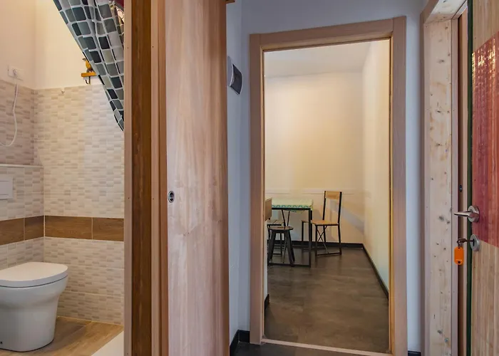 E Pfirsich Campingplads Borghetto Santo Spirito