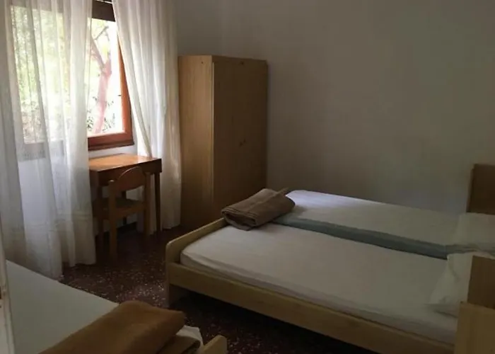 E Pfirsich Campingplads *